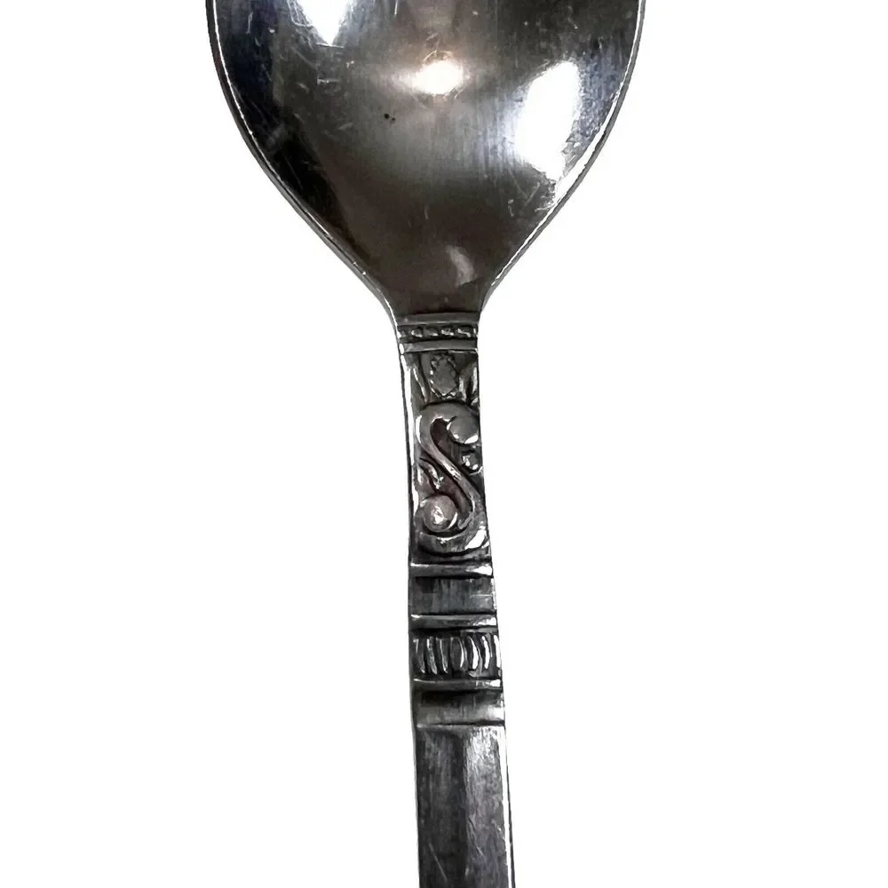 Set 4 Vintage Orleans Stainless Korea Stacie Pattern Teaspoons